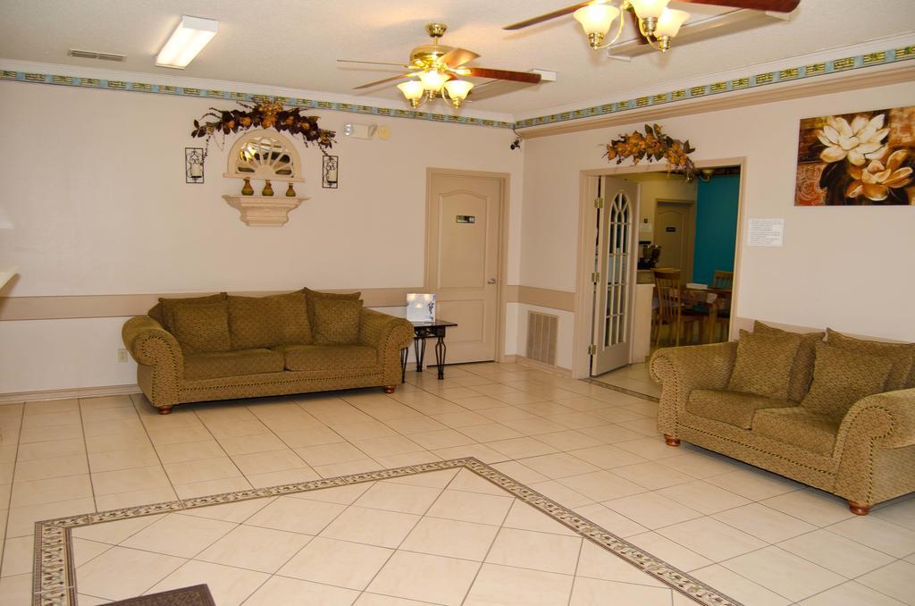 Texas Inn And Suites City Center At University Dr. Edinburg Eksteriør bilde