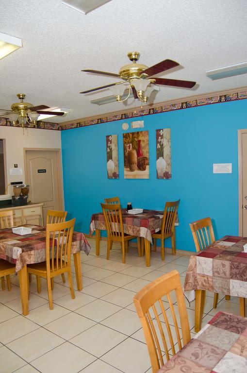 Texas Inn And Suites City Center At University Dr. Edinburg Eksteriør bilde