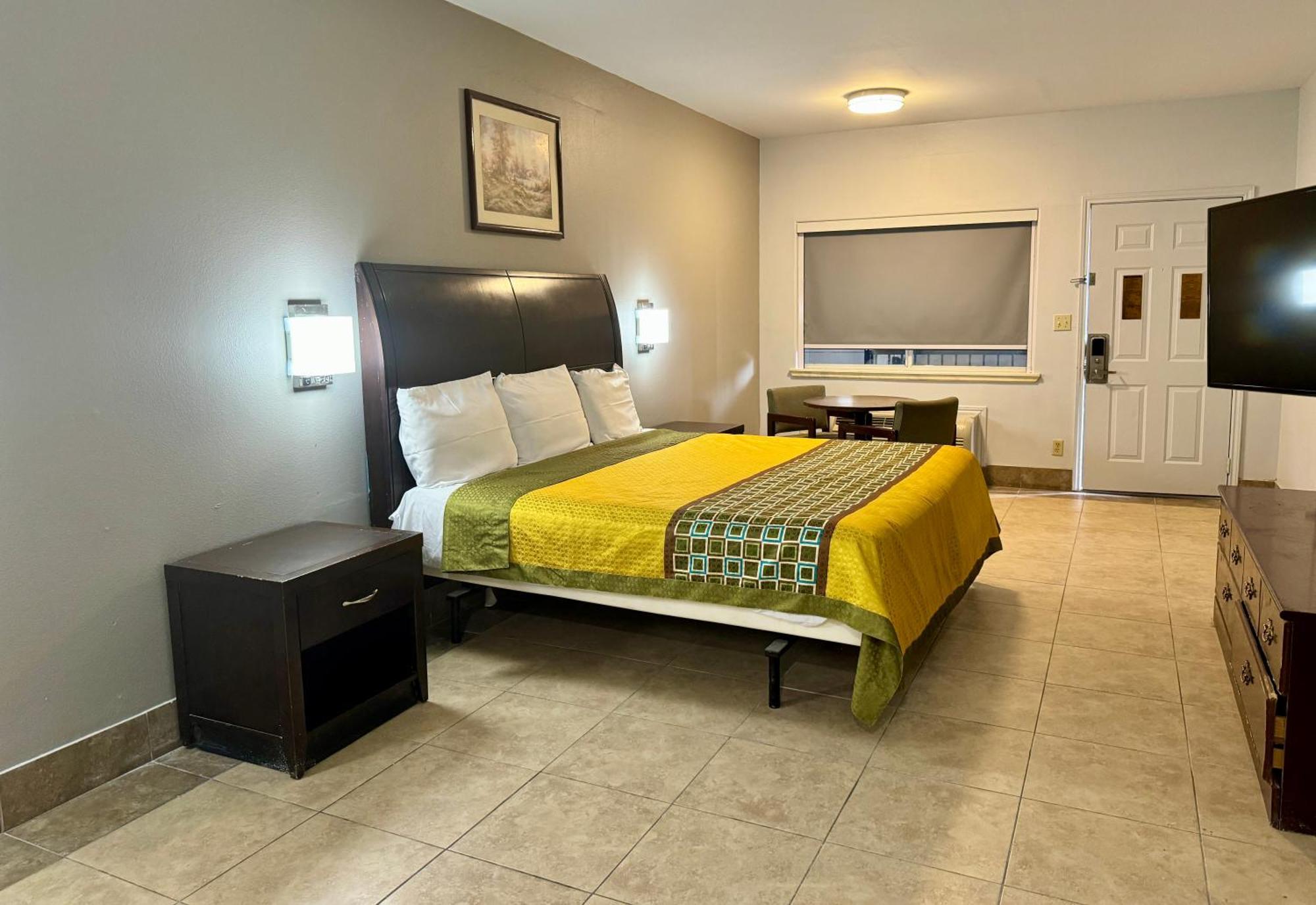 Texas Inn And Suites City Center At University Dr. Edinburg Eksteriør bilde