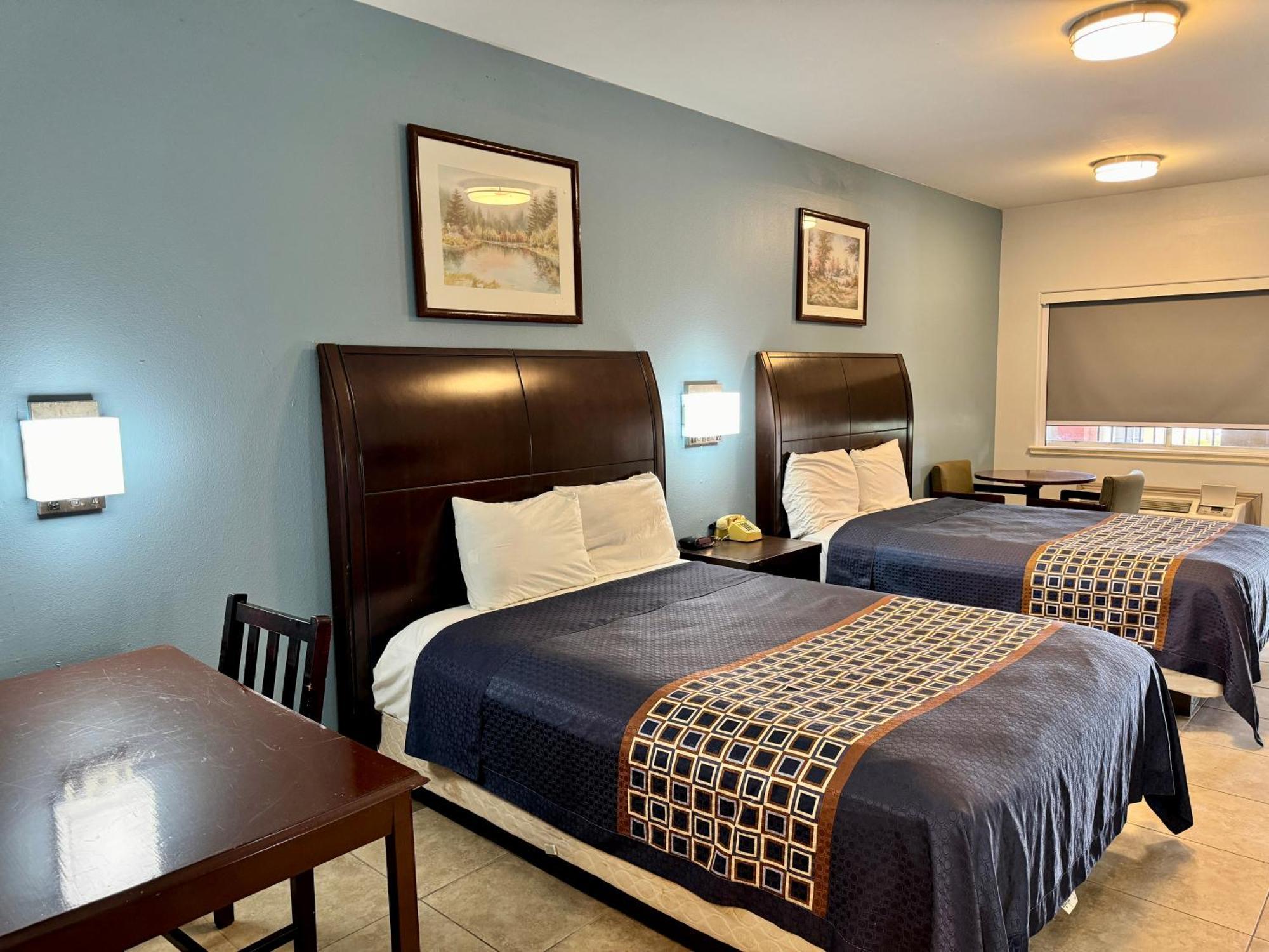 Texas Inn And Suites City Center At University Dr. Edinburg Eksteriør bilde