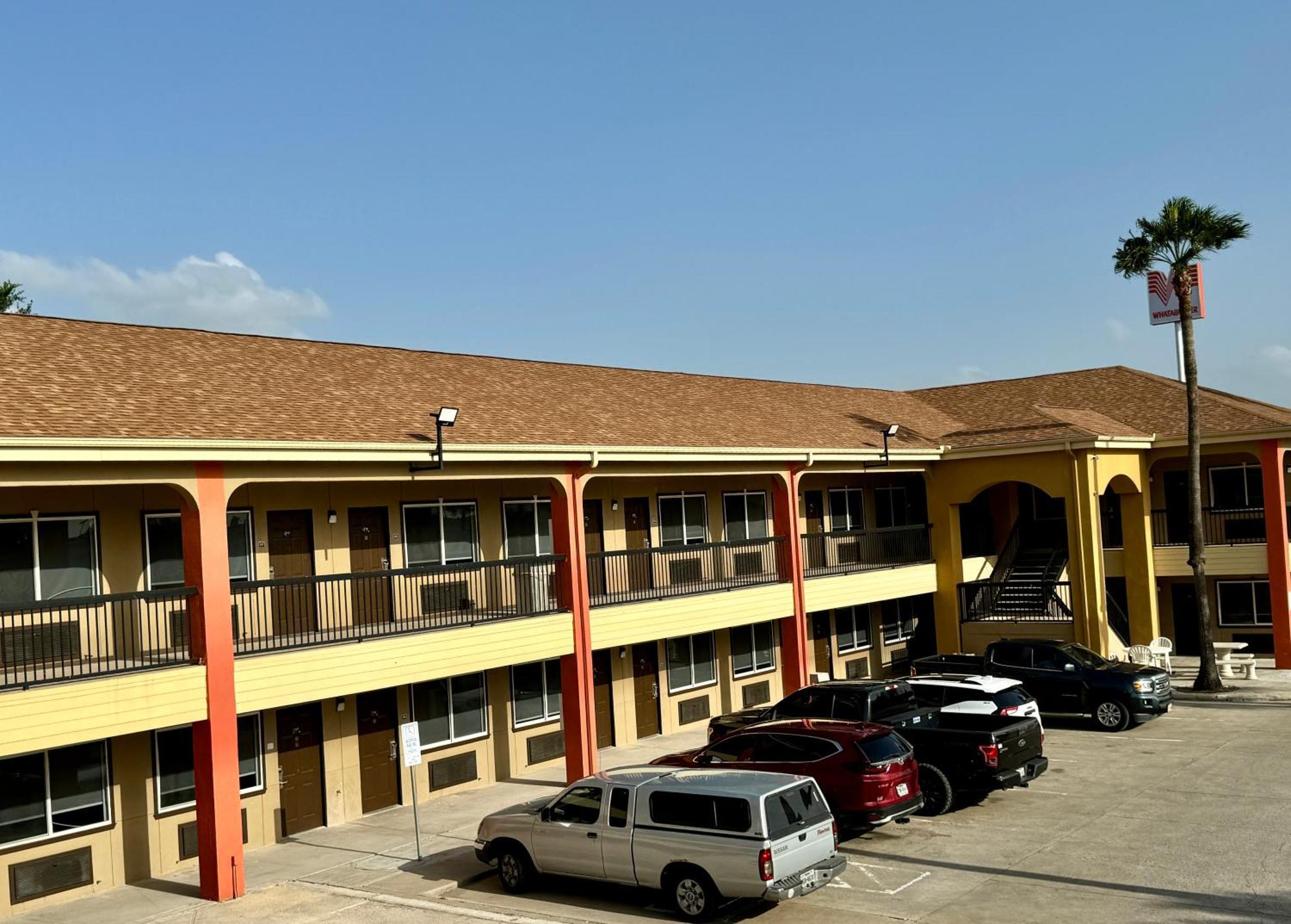 Texas Inn And Suites City Center At University Dr. Edinburg Eksteriør bilde