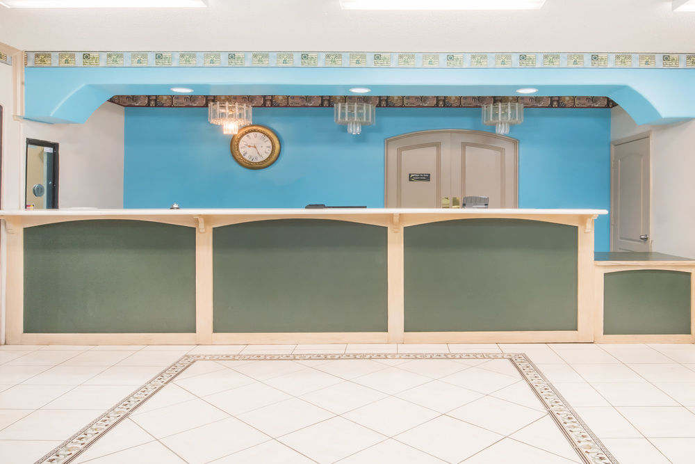 Texas Inn And Suites City Center At University Dr. Edinburg Eksteriør bilde
