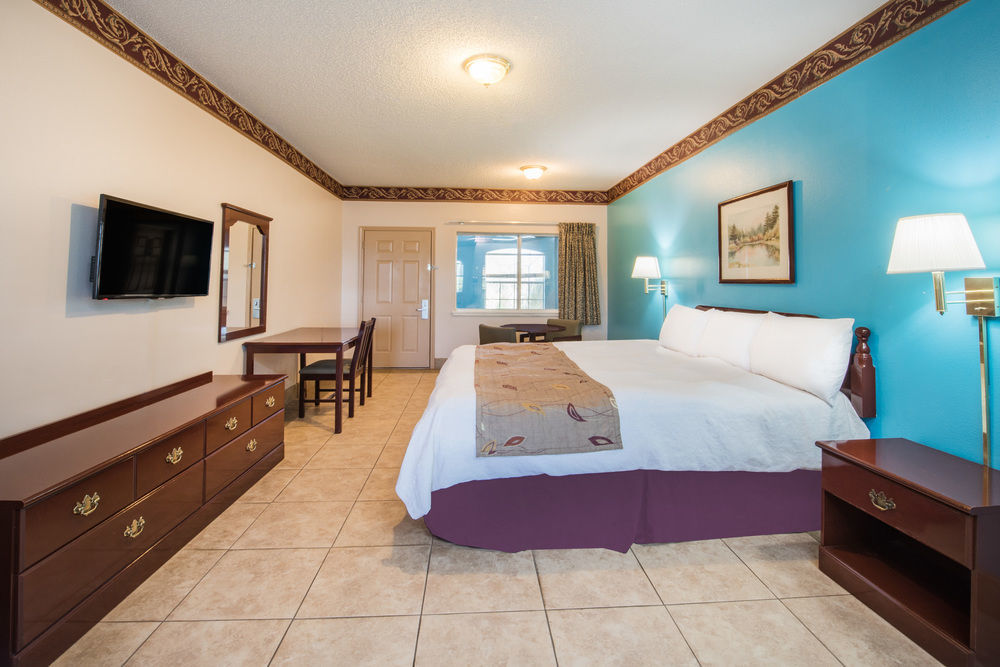 Texas Inn And Suites City Center At University Dr. Edinburg Eksteriør bilde